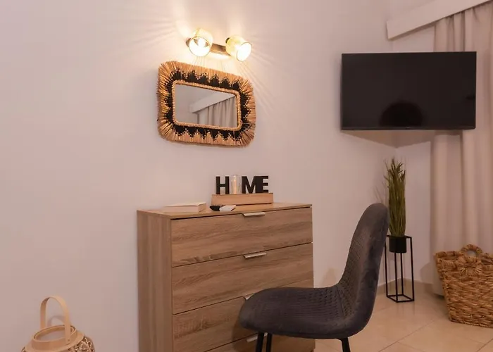 Cozy Nest * Rhodes City